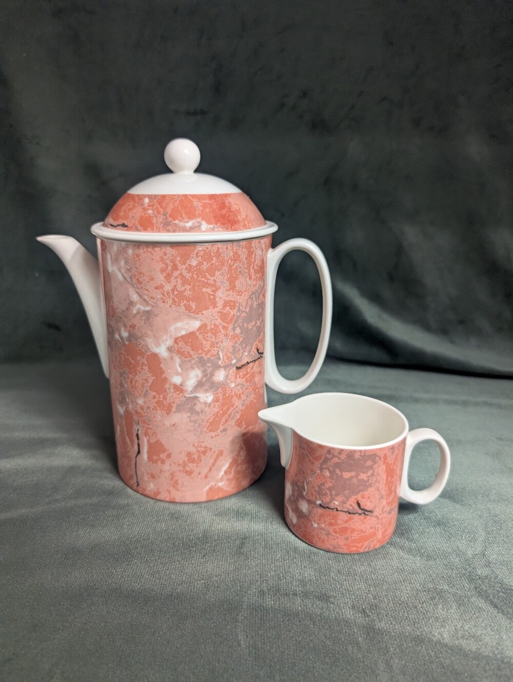 VILLEROY & BOCH Siena 7" Coffee Pot & Creamer Salmon Marble Rim